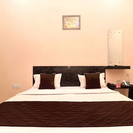 Oyo 19034 Shree Vishnu Residency Hotell Amritsar Eksteriør bilde